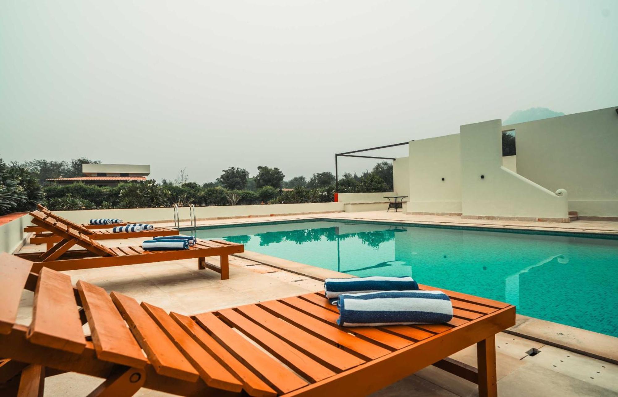 Guldaar Sariska - A Luxury Forest Resort Tehla Kültér fotó